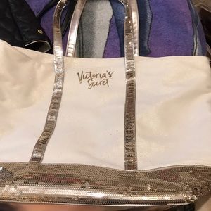 Victoria secret tote